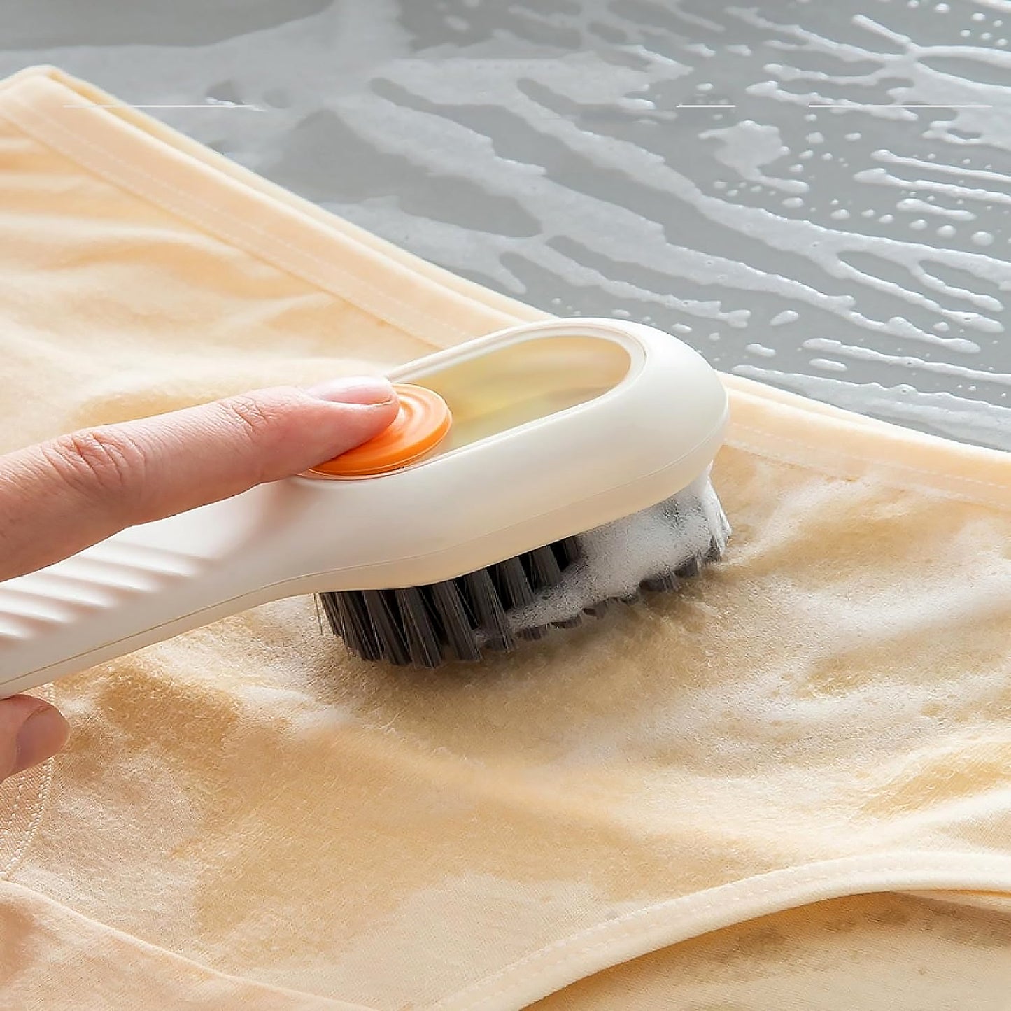 Scrubbing Brush with Soap Dispenser – For Shoes & Clothes (1 Pc)