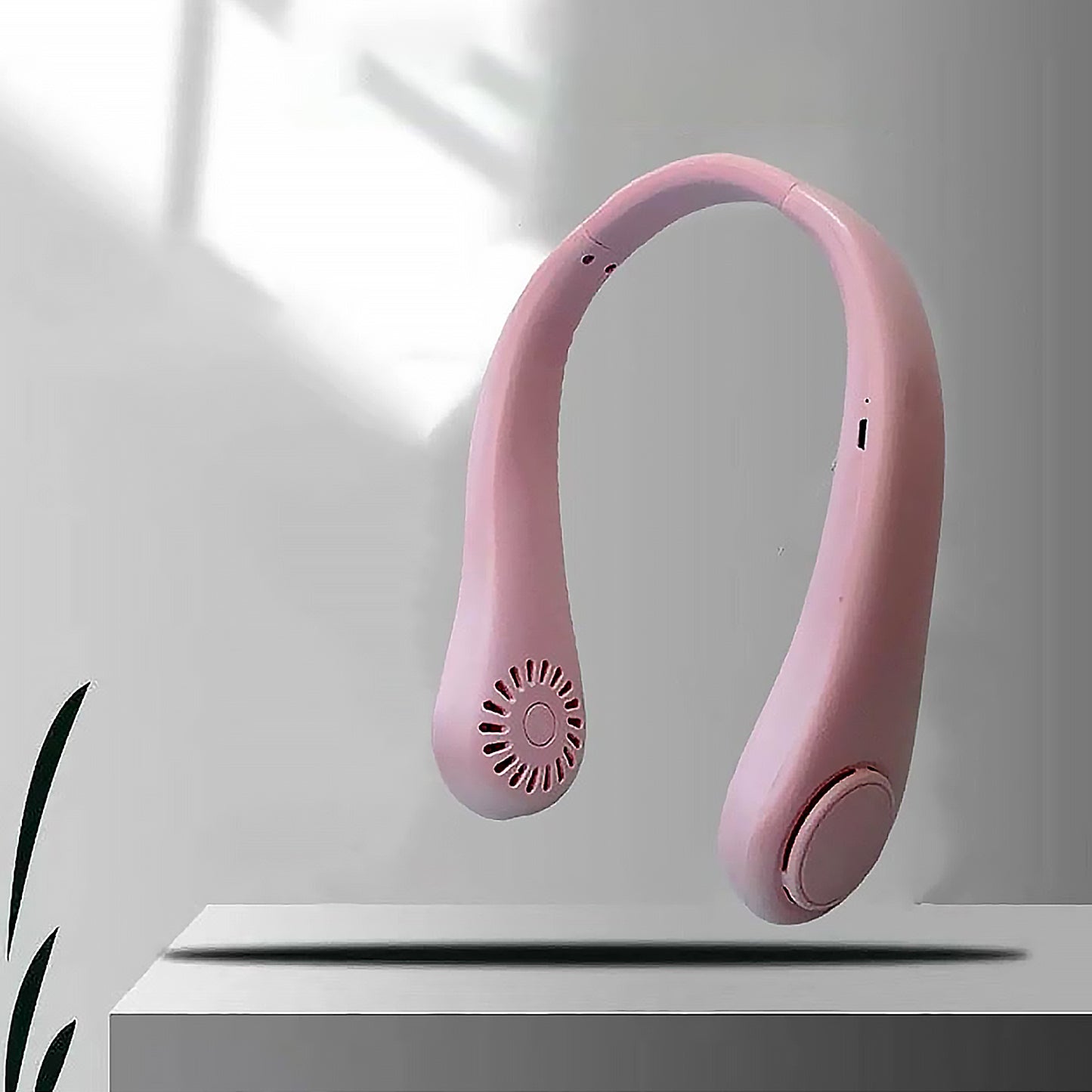 Portable Neck Fan – USB Rechargeable, Bladeless & Hands-Free (1 Pc)